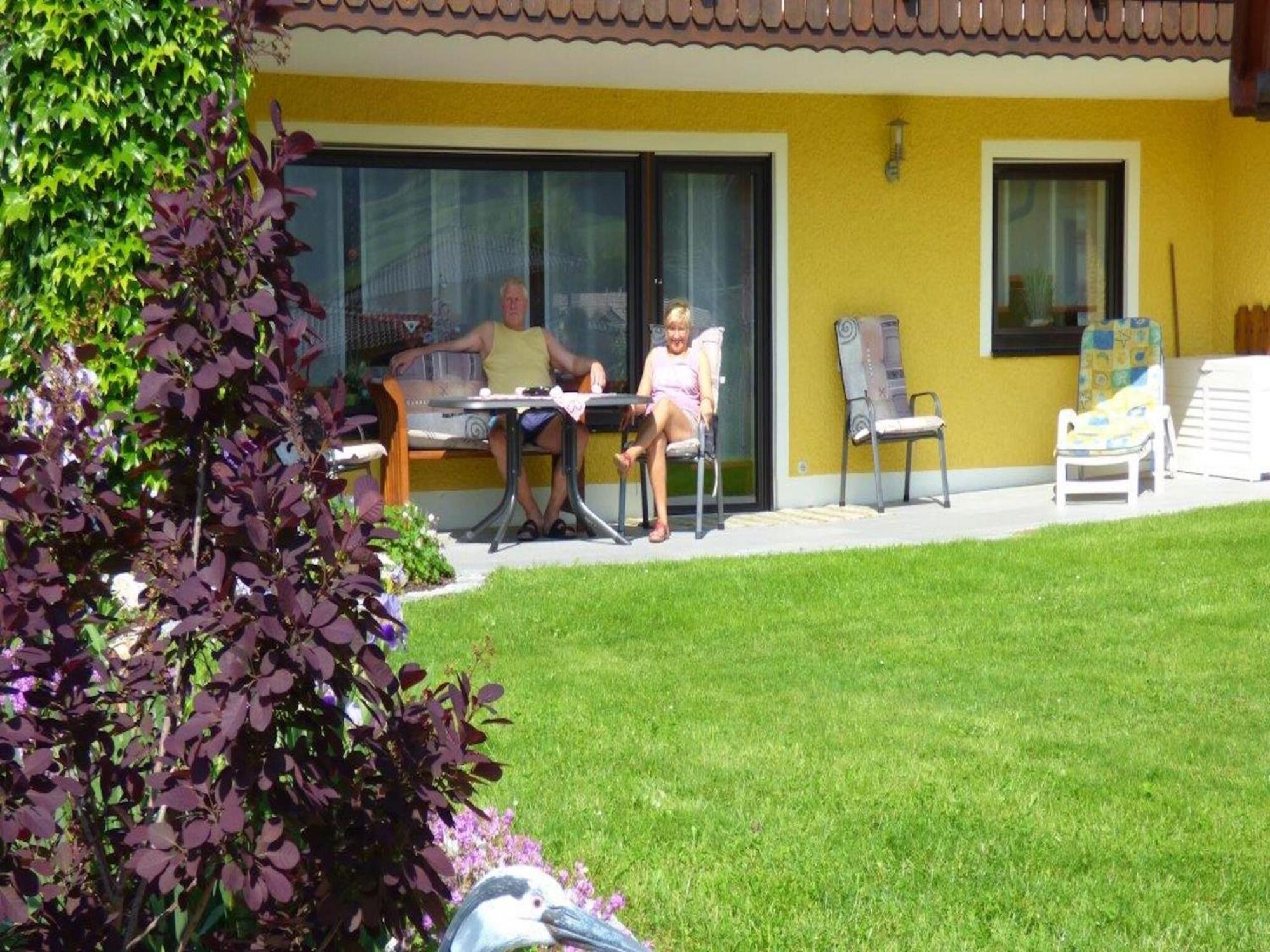 Scenic Apartment With Balcony Garden Deckchairs Barbecue Gleissenberg Exterior photo